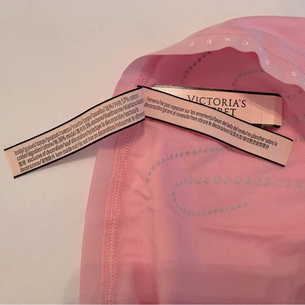Victoria’s Secret hipster/hiphugger panty - Picture 4 of 4